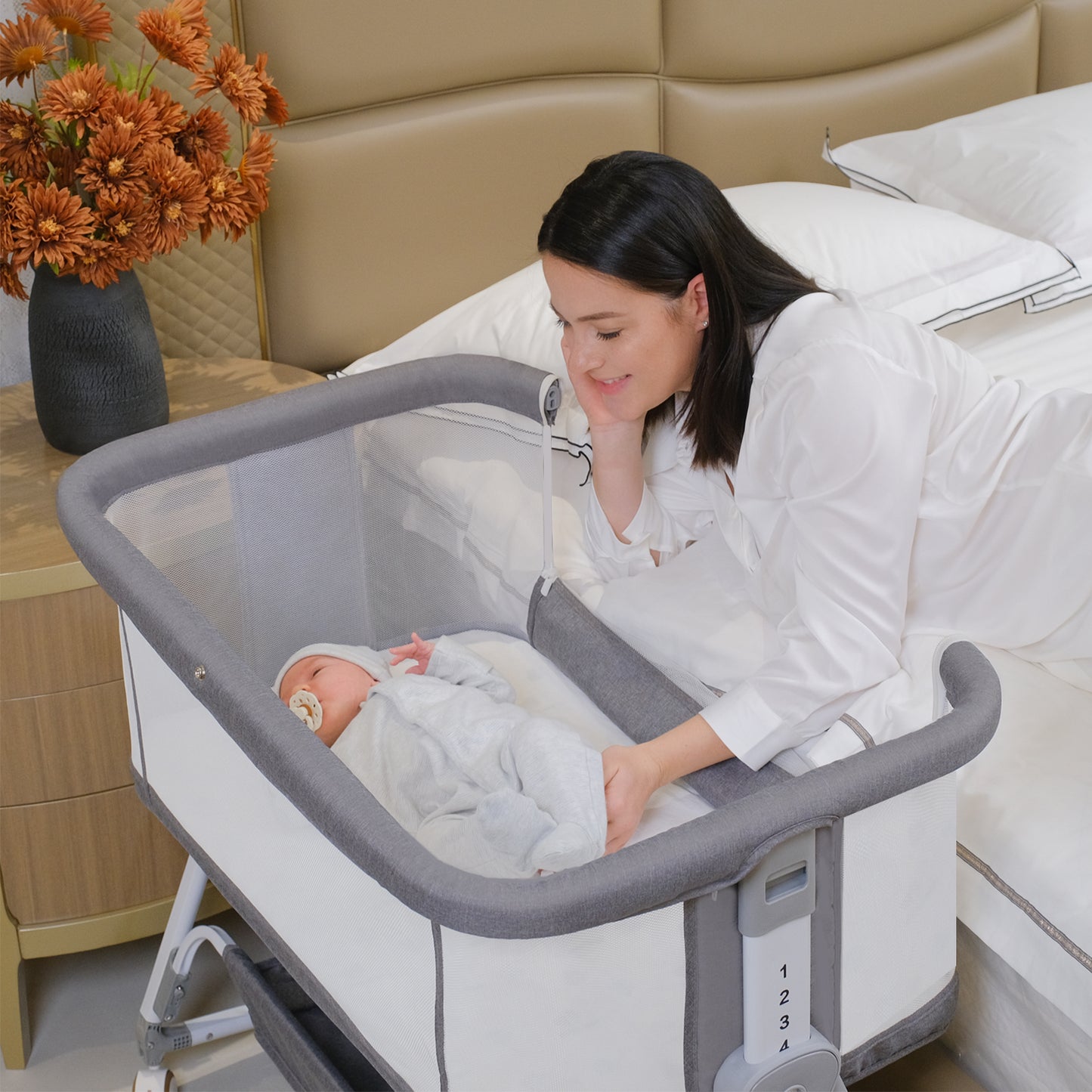 Baby Bassinet Bedside Sleeper for Baby with Wheels and Storage Barket